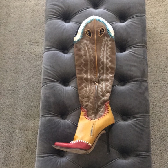 Shoes - Beautiful Leather High Heeled Cowboy Boots🔥